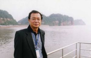 十一．四．三○○──歷史在這裏沉思