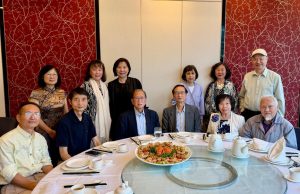 貝鈞奇榮任加華作協永遠名譽會長  贊助活動推動世華文學發展