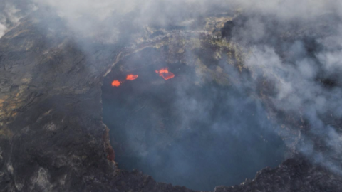 飛越火山口