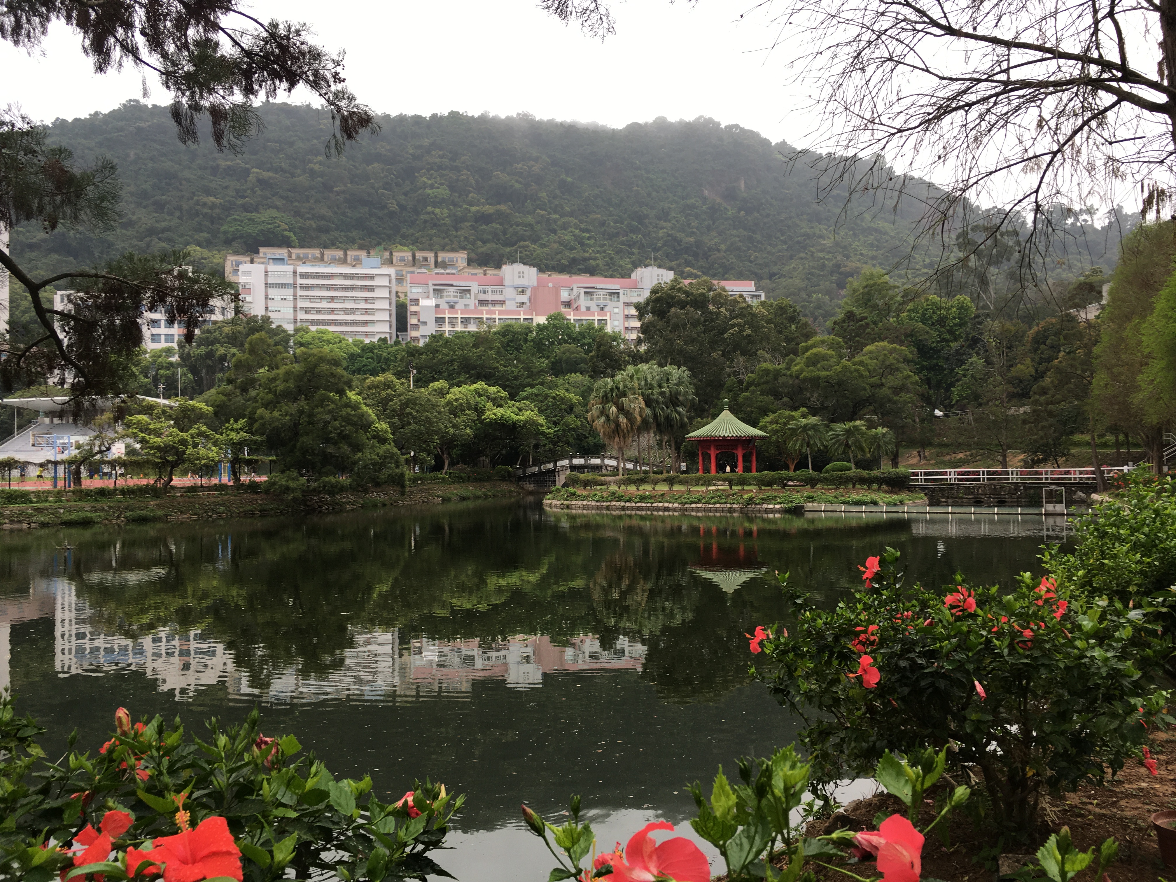 春臨中大