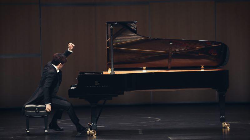遠方──聆賞李雲迪鋼琴獨奏曲《在那遙遠的地方》