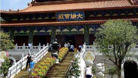 菩薩蠻．昂坪大雄寶寺