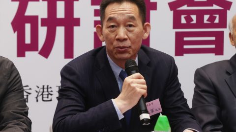 作為「容器」、「路徑」特別是「園地」的香港文學